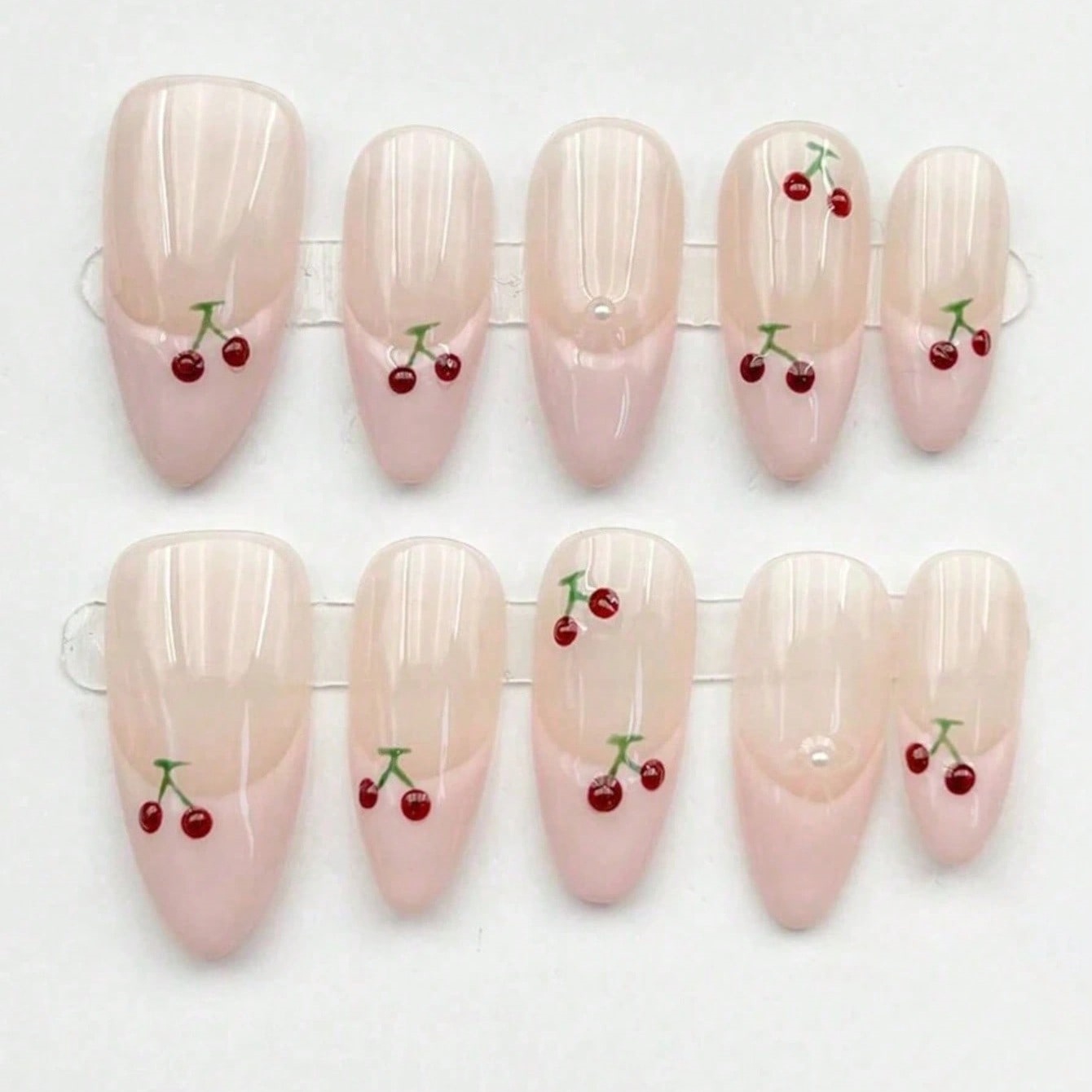 10 faux ongles en amande de ta - Nail Art Motif avis et prix